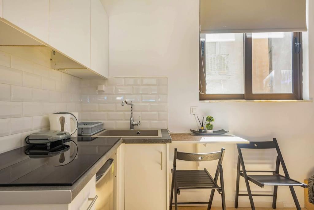 Downtown 22Sqm Green Nest King-Size Bed Athen Eksteriør bilde